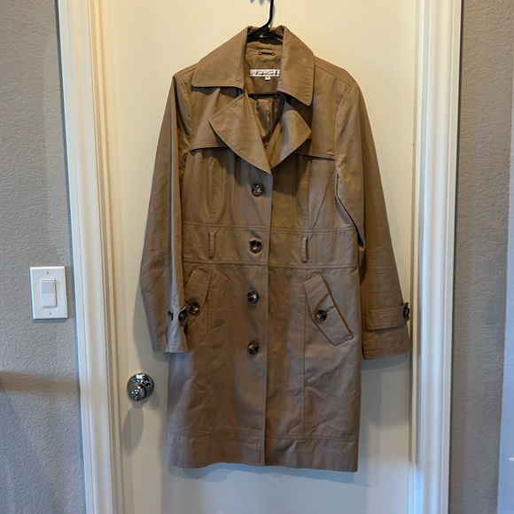 Kenneth Cole Trench Coat - Picture 1 of 5